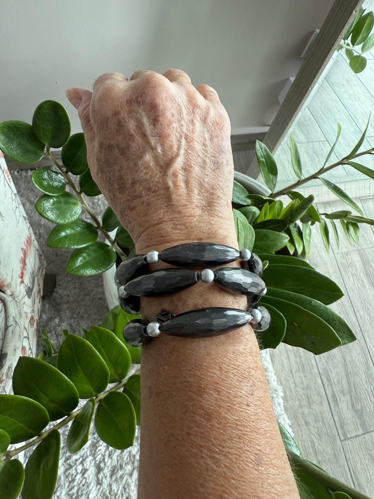 Lila Bracelet