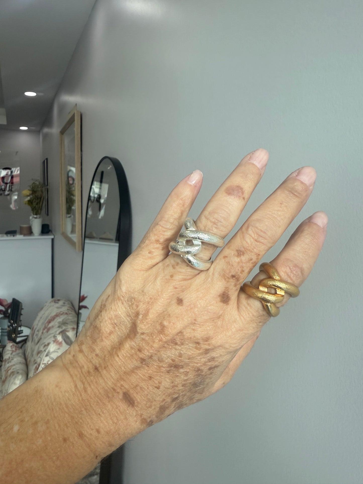 Knot Ring