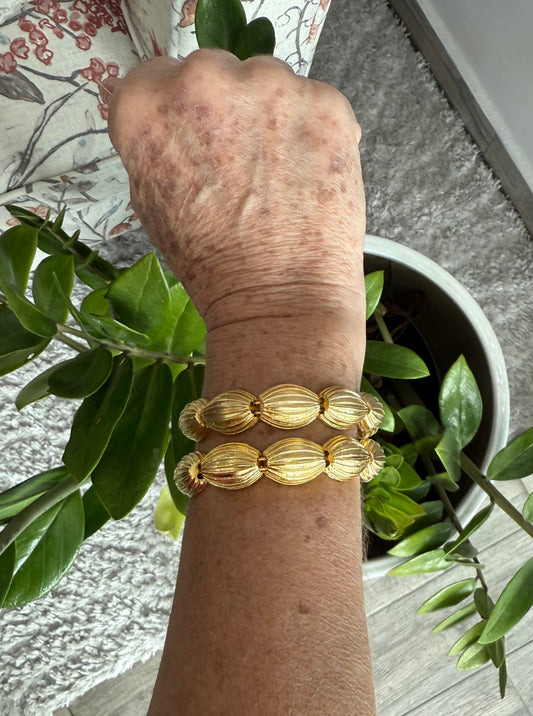 Gold Spindel Bracelet