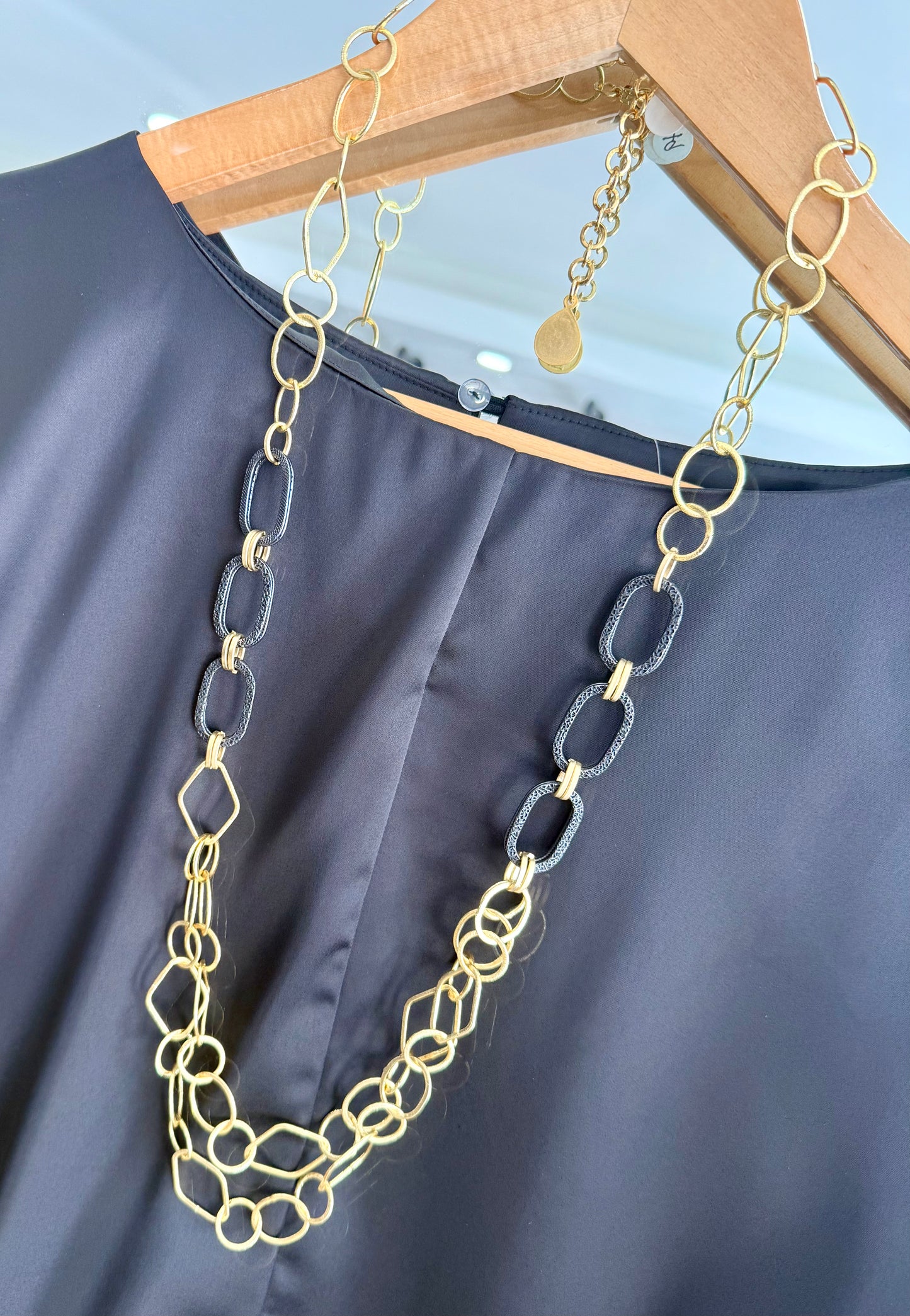Black Detail Necklace