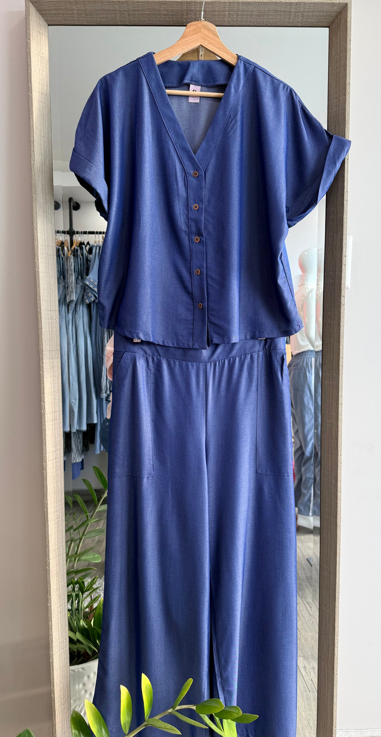 Luly Pant Set