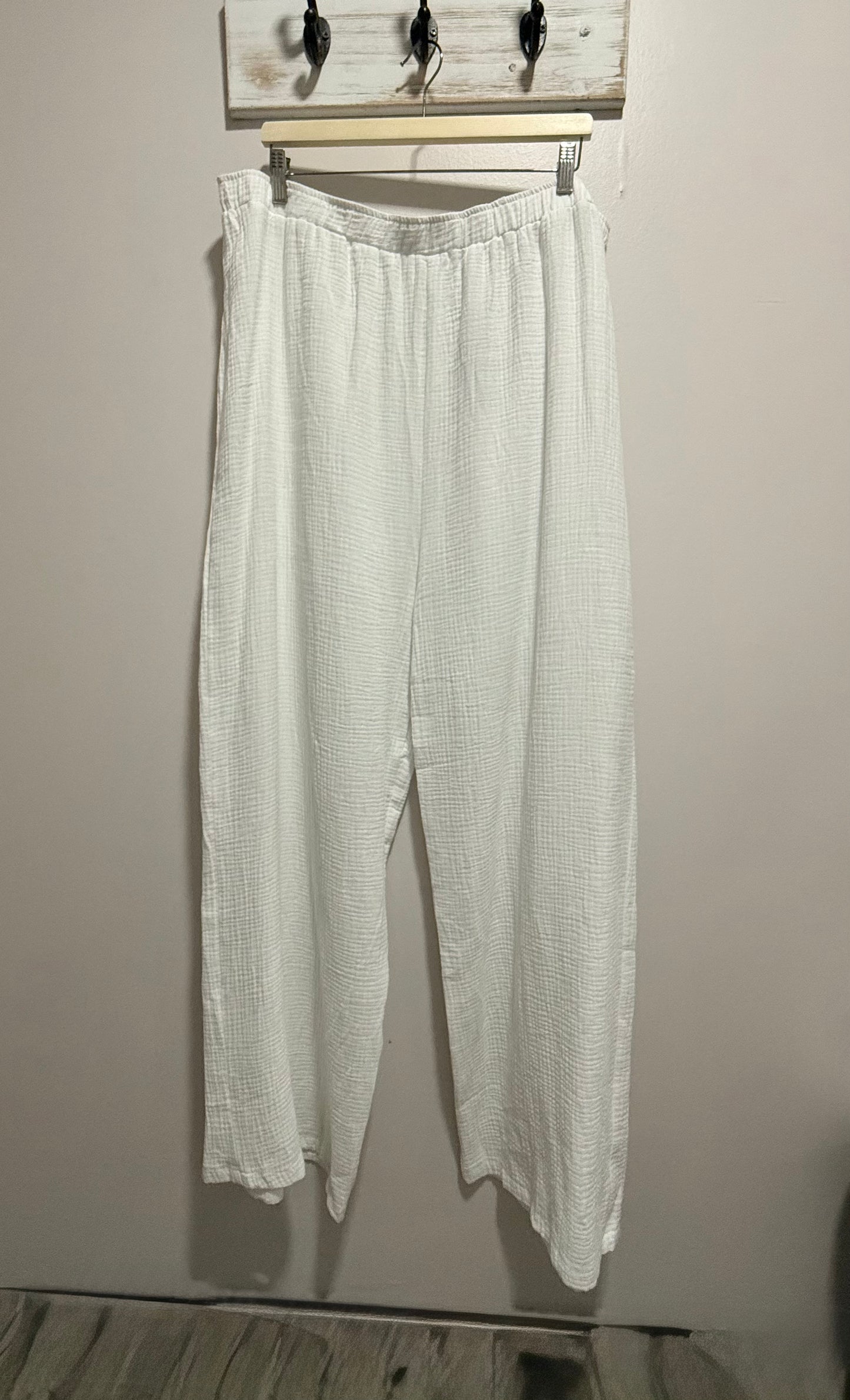 Agatha White Pants
